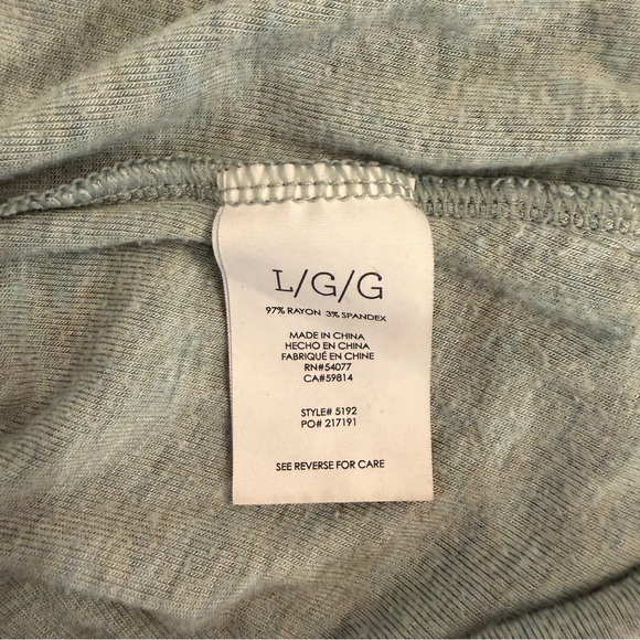 CAbi Laid Back Sage Green Long Sleeve V-neck Tee Top Style 5192 Size L - Picture 12 of 12